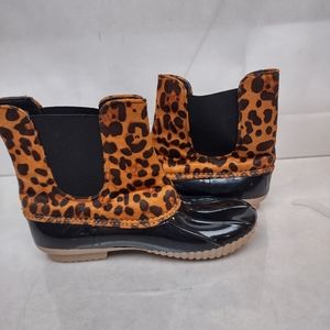 Rainboots cheetah print